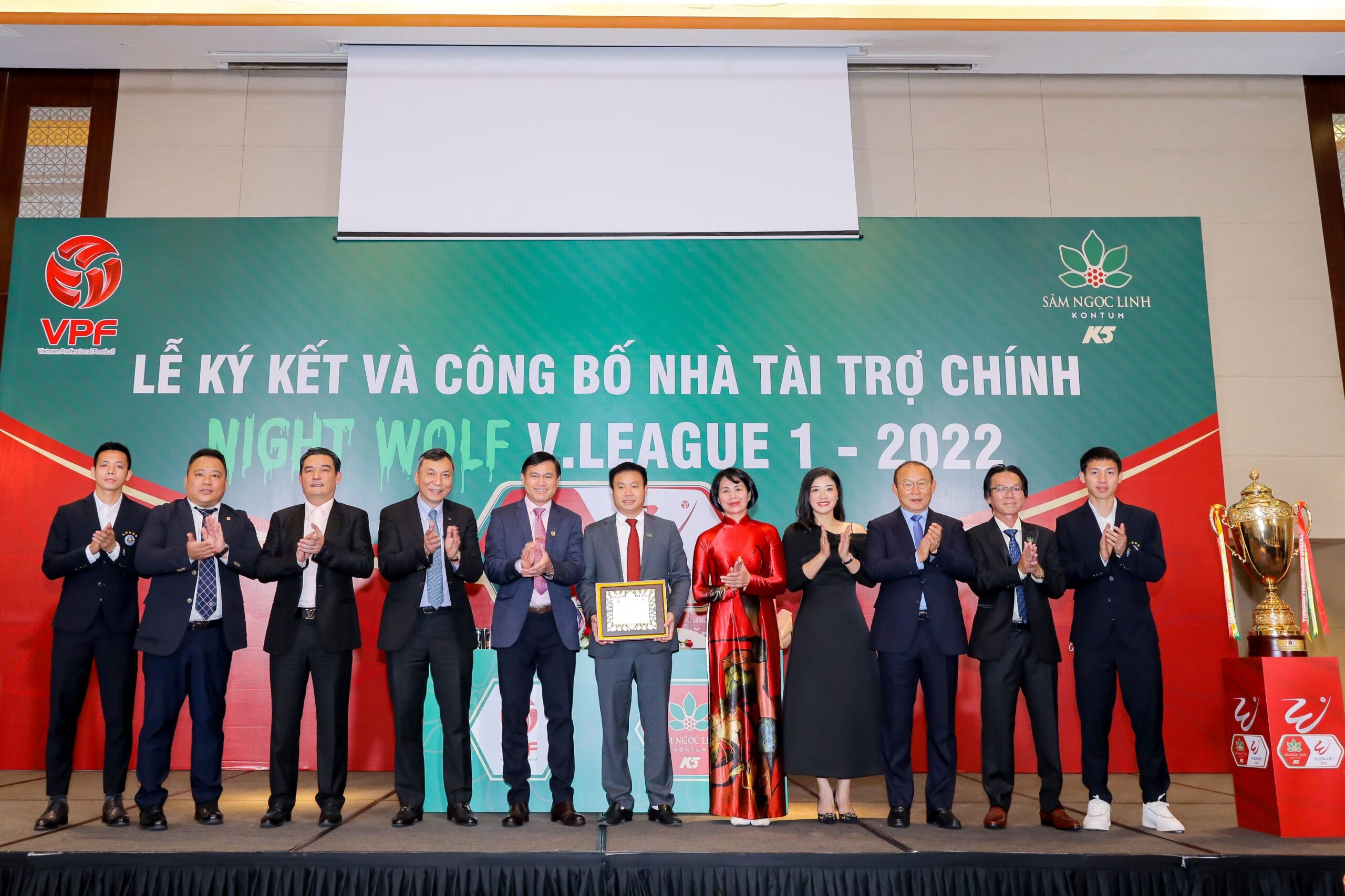 V-league-co-nha-tai-tro-ba-nam-lien-tiep (7)